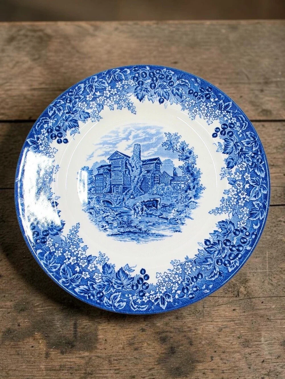 Wedgwood Romantic England Moreton Old Hall Dinner Plate Made In England